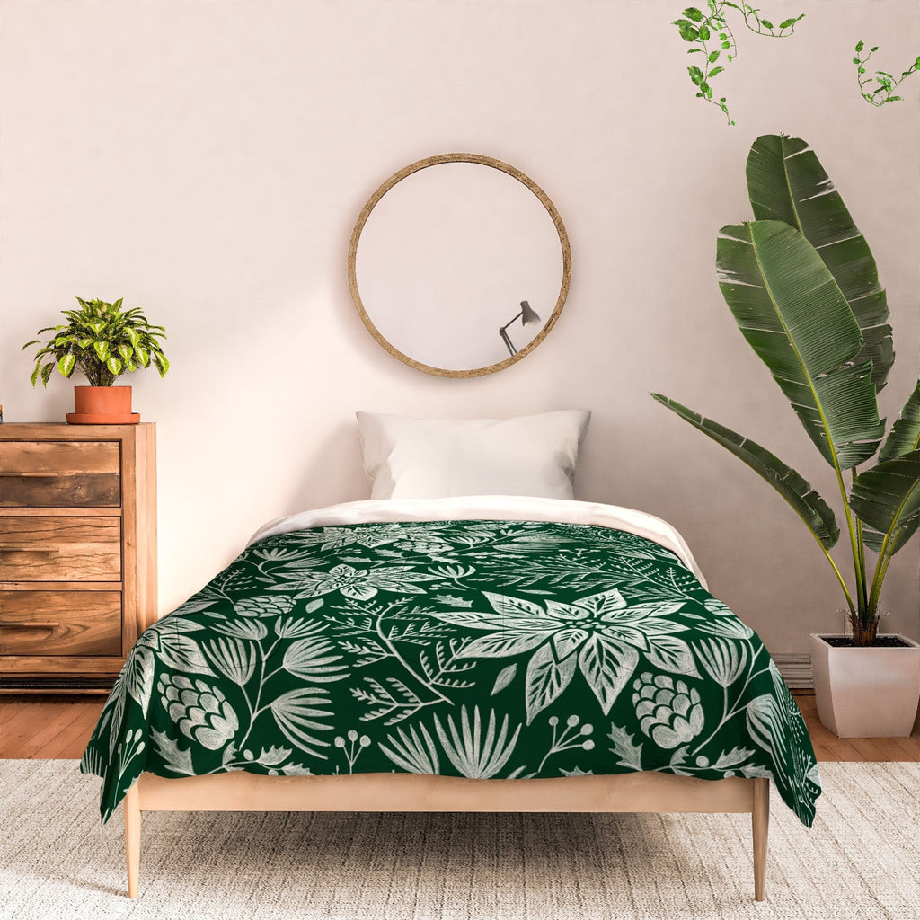 Pimlada Phuapradit Christmas Poinsettia Comforter