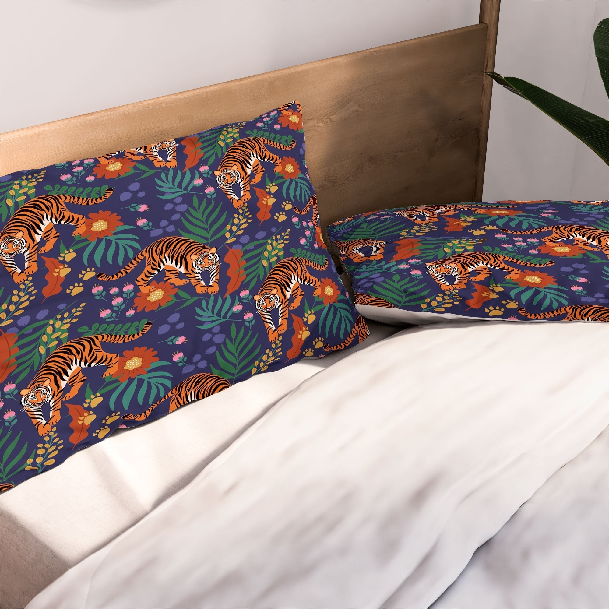 Design by Spark Tiger of the Glorious Jungle Pillow Shams