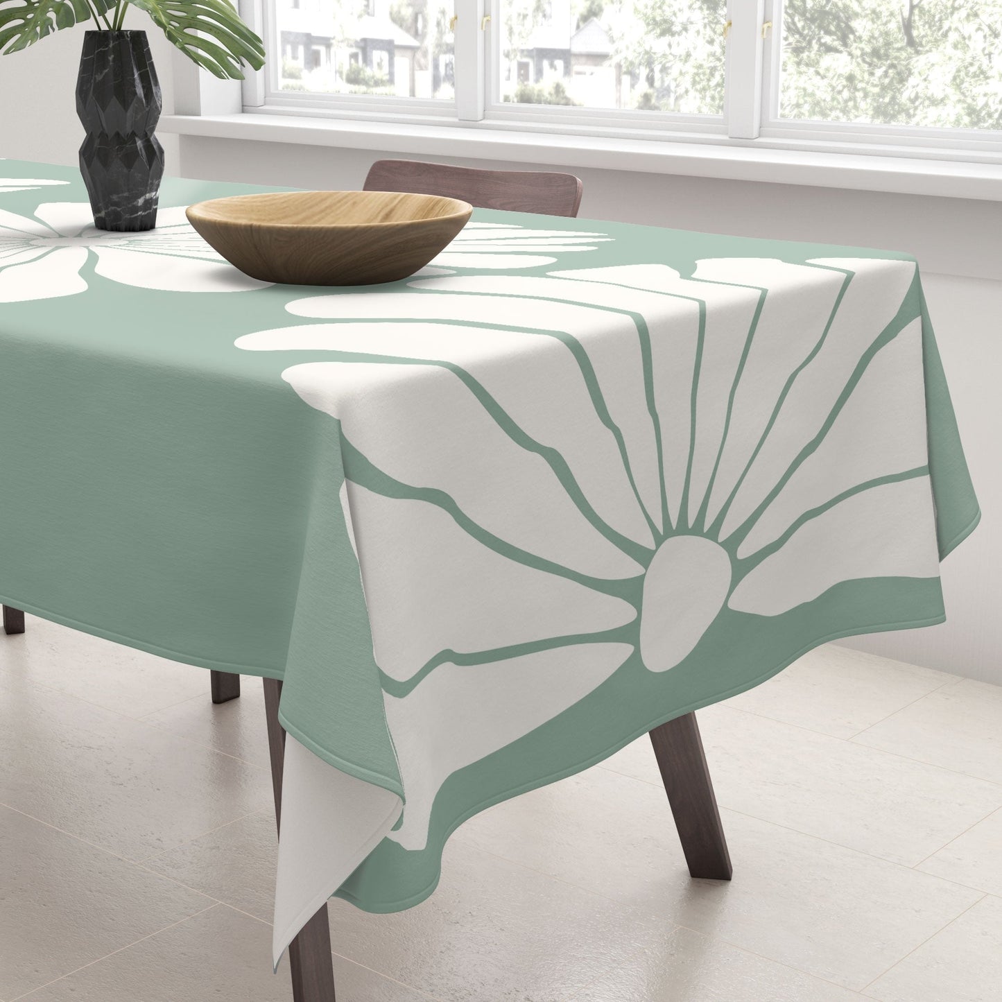 Colour Poems Retro Daisy XX Tablecloth