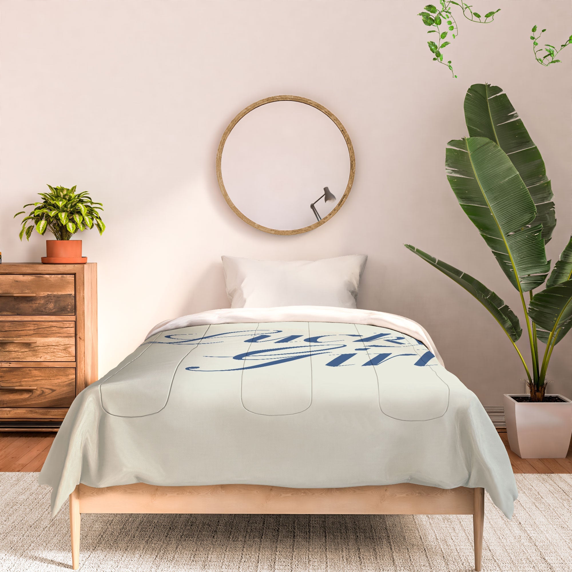 les muses lucky girl Comforter