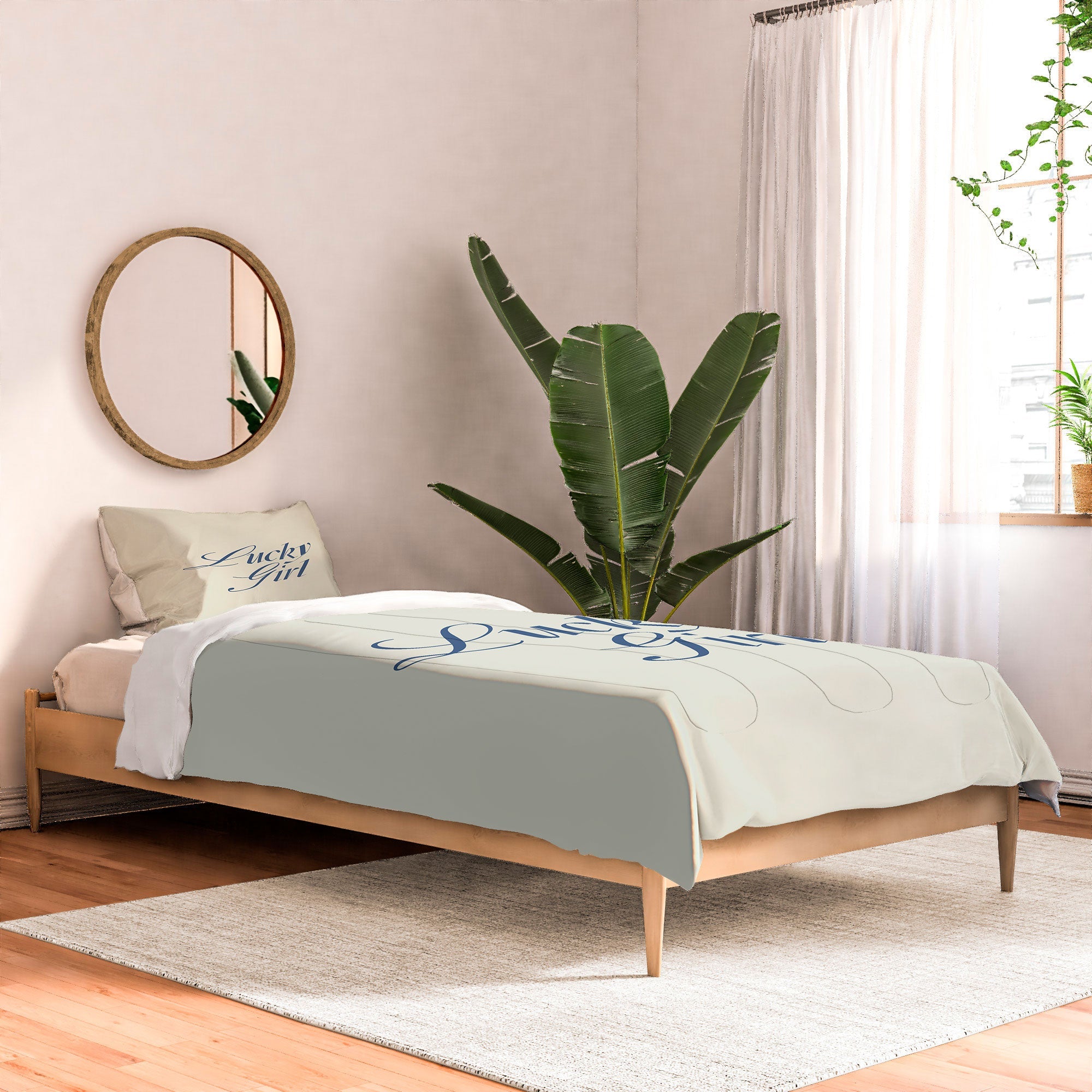 les muses lucky girl Comforter