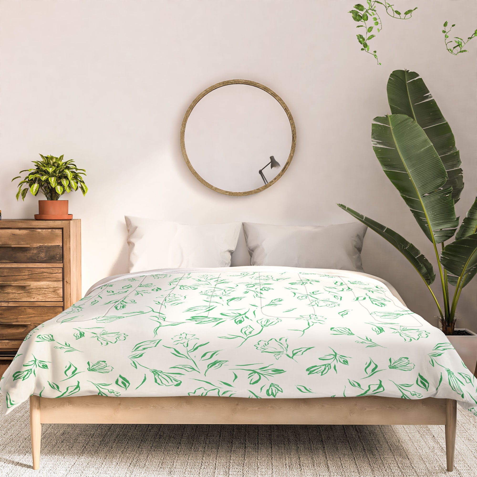 LouBruzzoni Romantic green Comforter