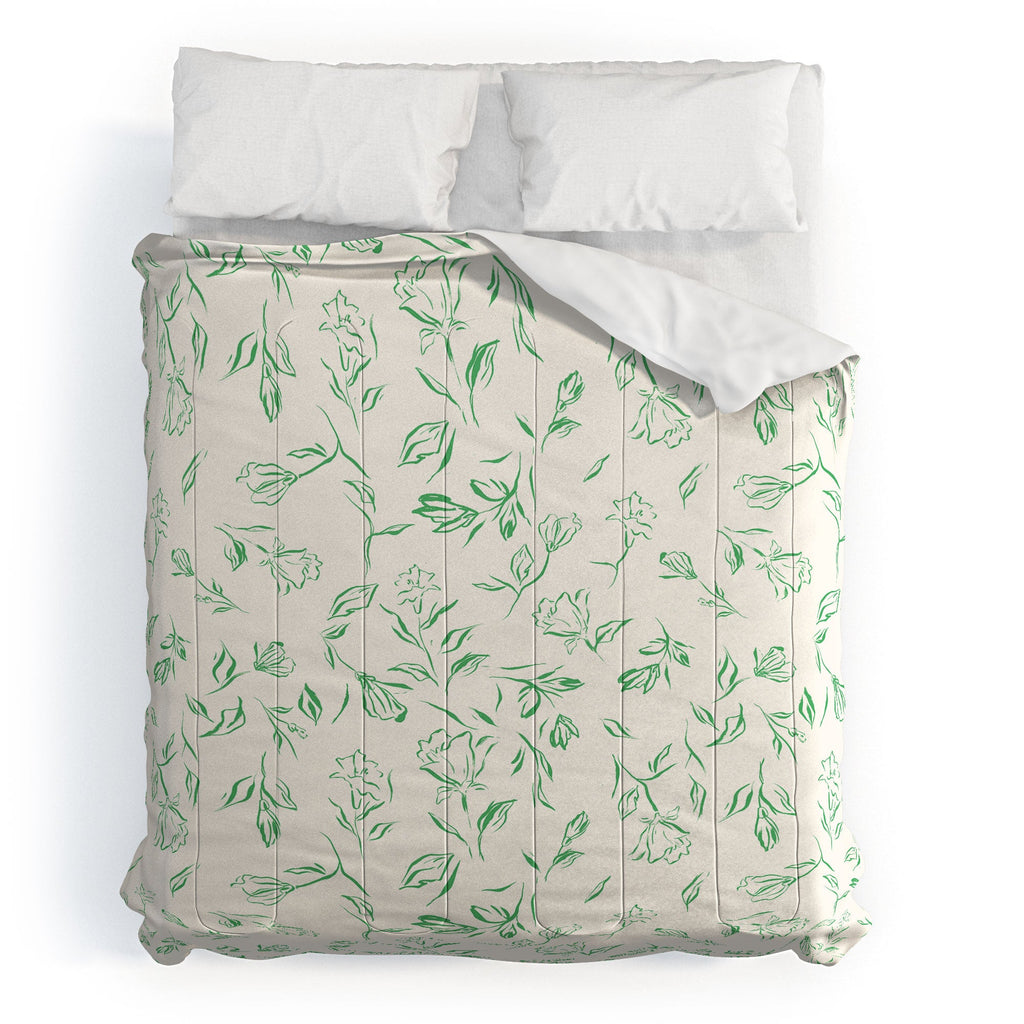LouBruzzoni Romantic green Comforter