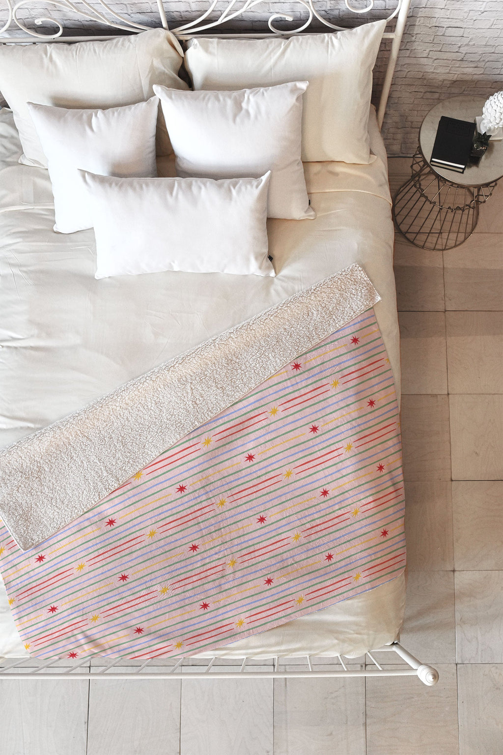 Love_Ryming Festive Starry Stripes Fleece Throw Blanket