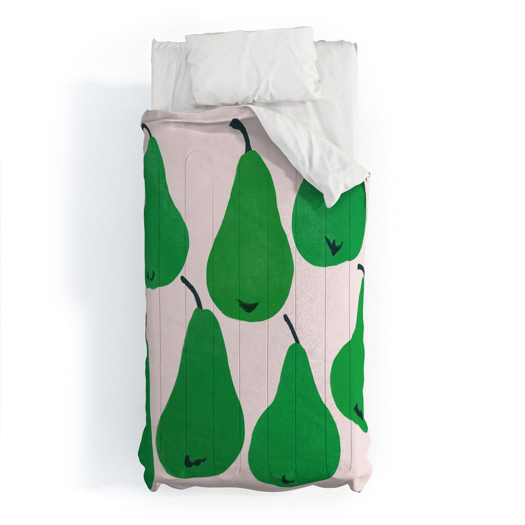 Garima Dhawan pears 1 Comforter