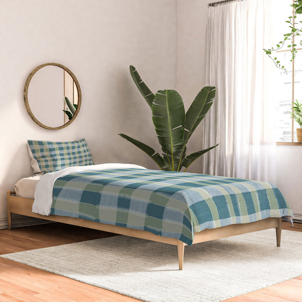 Marta Barragan Camarasa Country Style Checks Comforter