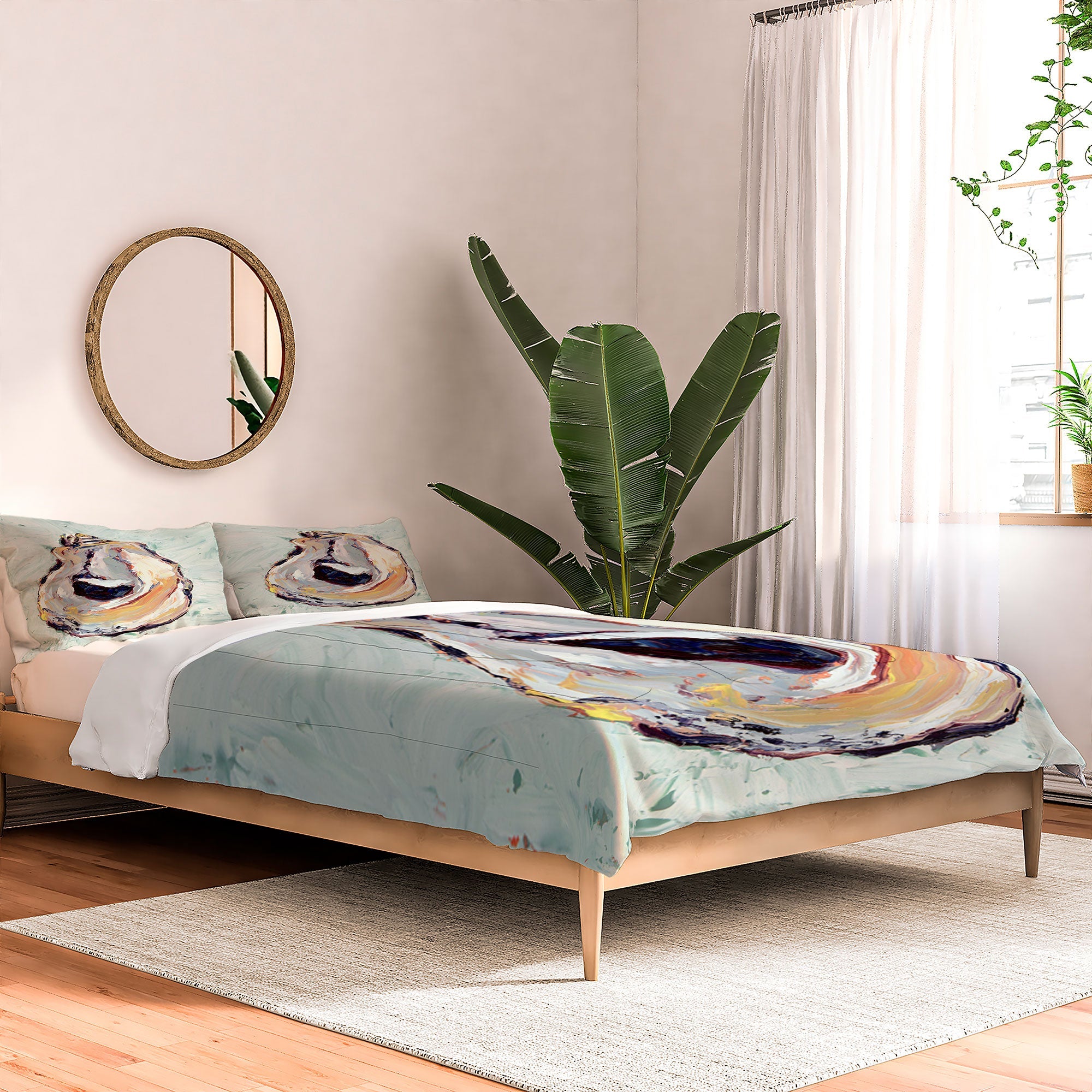 Magladry art studio Oyster shell Comforter