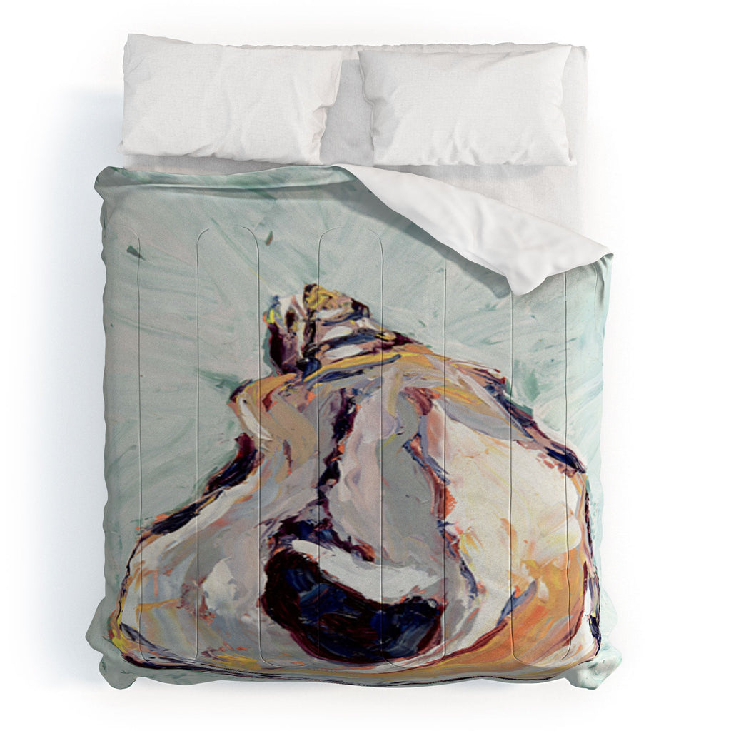 Magladry art studio Oyster shell Comforter