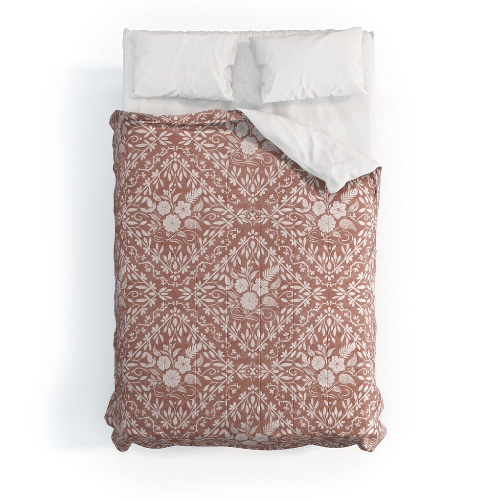 Marta Barragan Camarasa Antique Botanical Bliss Comforter