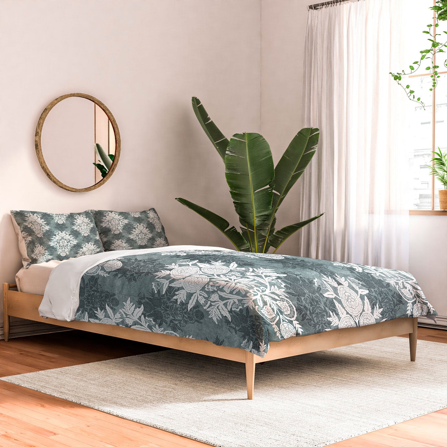 Marta Barragan Camarasa Antique Victorian Floral Comforter