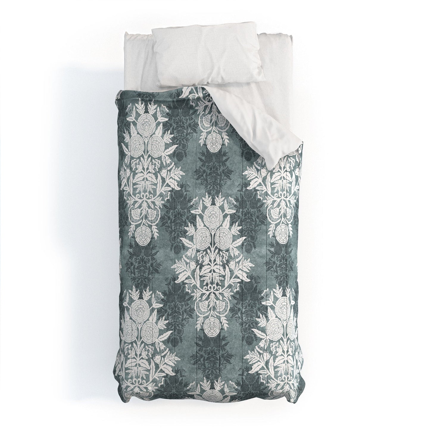 Marta Barragan Camarasa Antique Victorian Floral Comforter