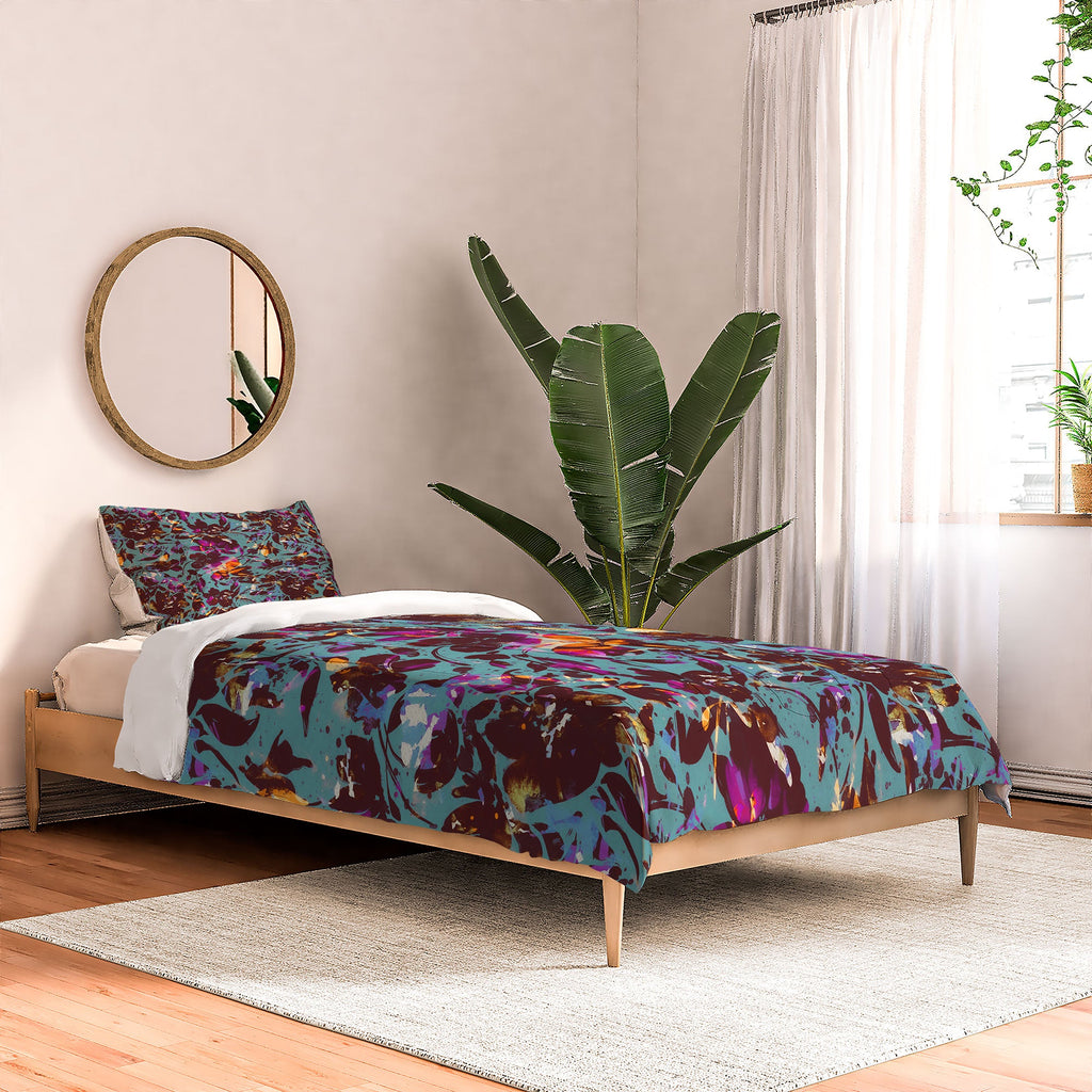 Marta Barragan Camarasa Bold Floral Expression Comforter