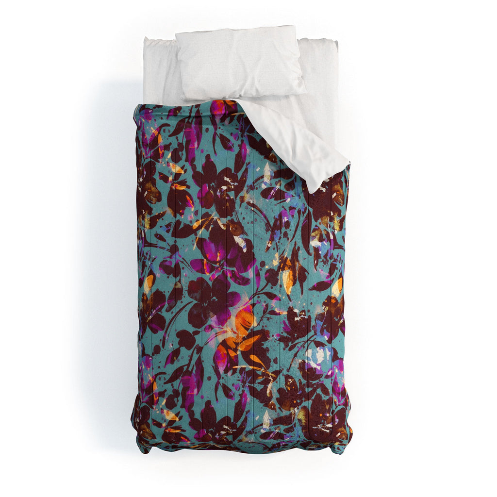 Marta Barragan Camarasa Bold Floral Expression Comforter