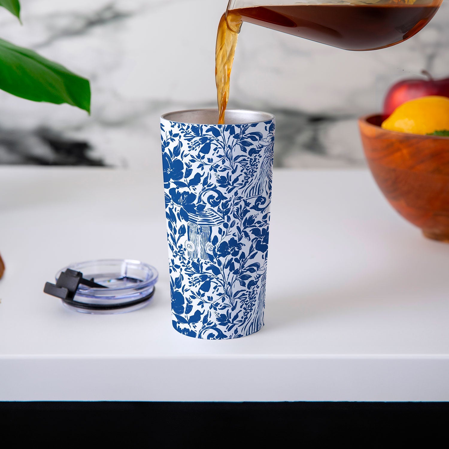 Marta Barragan Camarasa Chic Garden Walk Travel Mug
