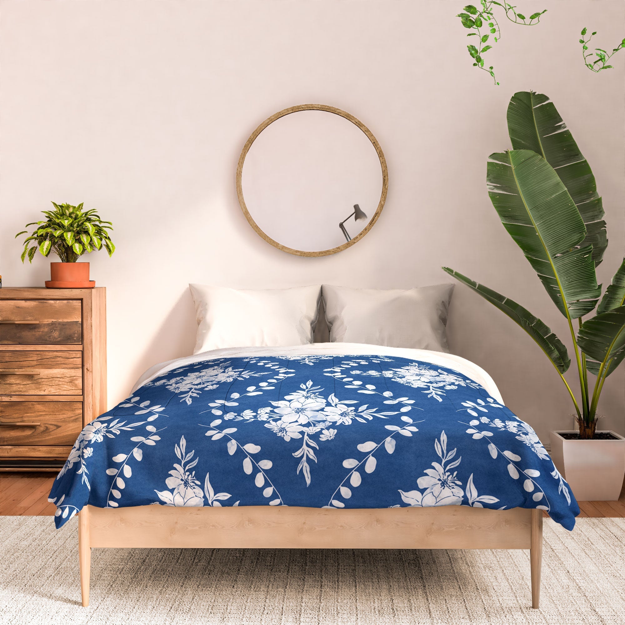 Marta Barragan Camarasa Chic Garden Whisper Comforter