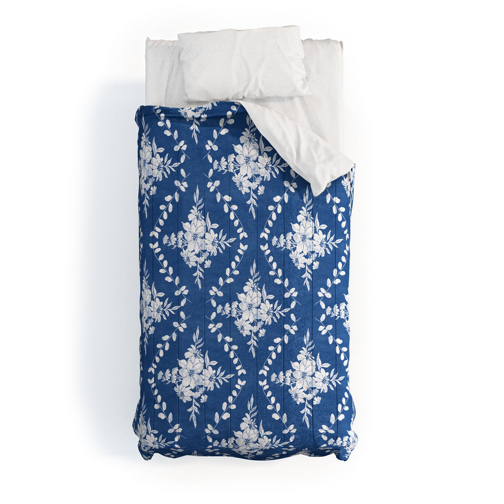 Marta Barragan Camarasa Chic Garden Whisper Comforter
