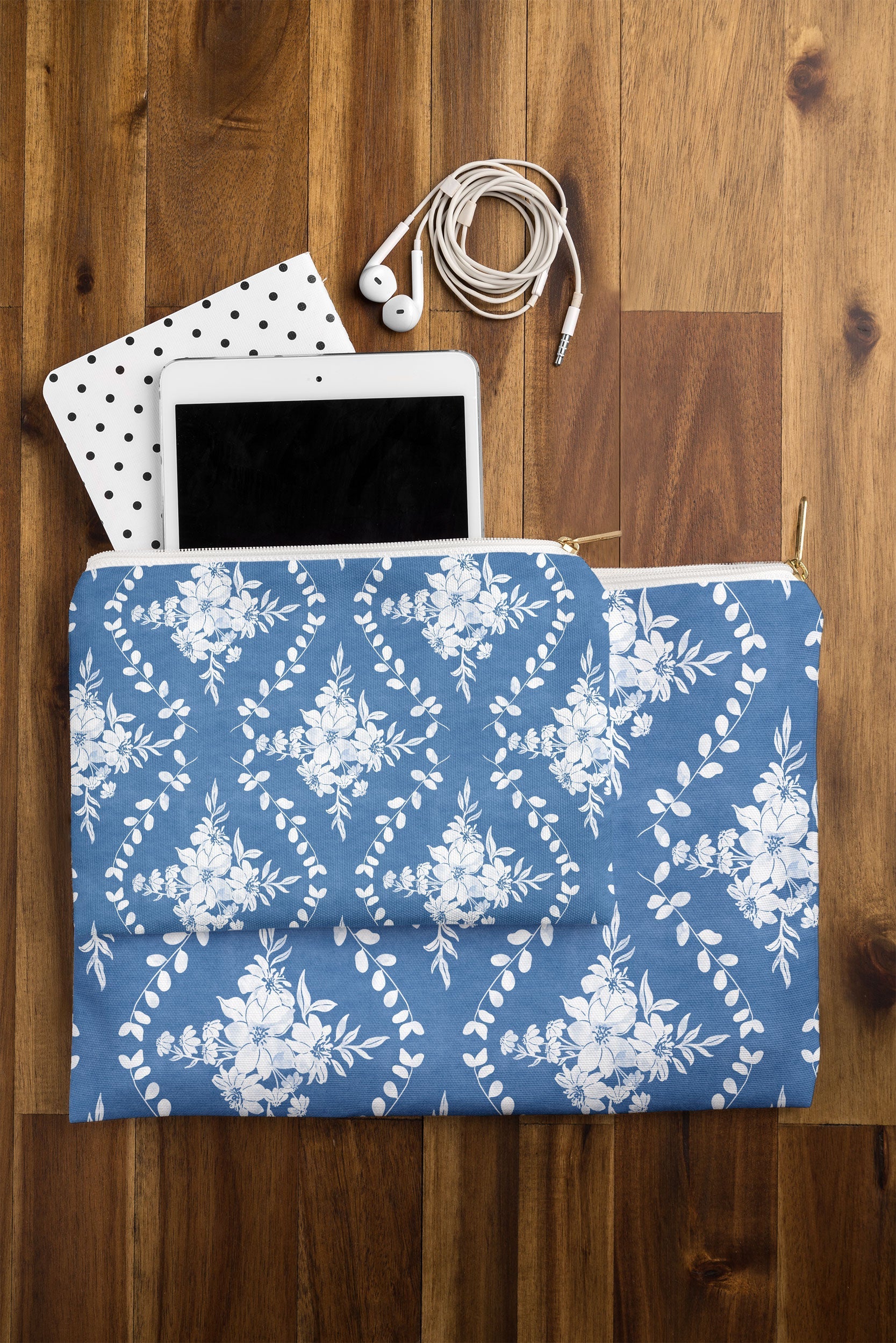 Marta Barragan Camarasa Chic Garden Whisper Pouch