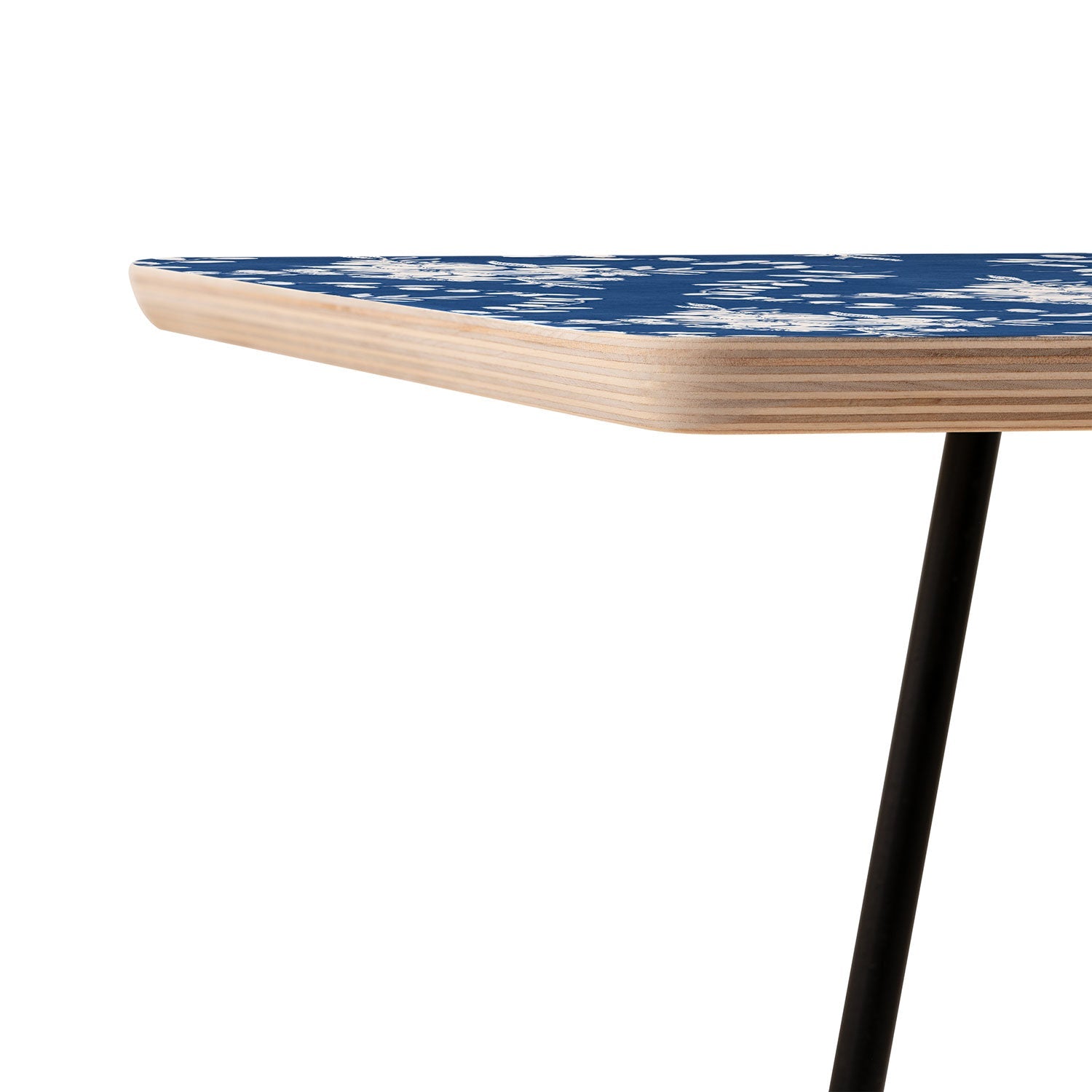 Marta Barragan Camarasa Chic Garden Whisper Side Table