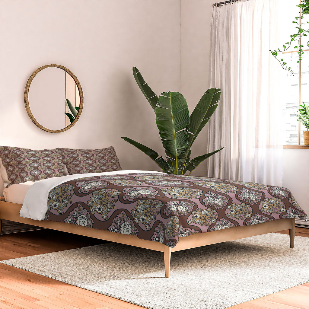 Marta Barragan Camarasa Classic Floral Arrangement Comforter