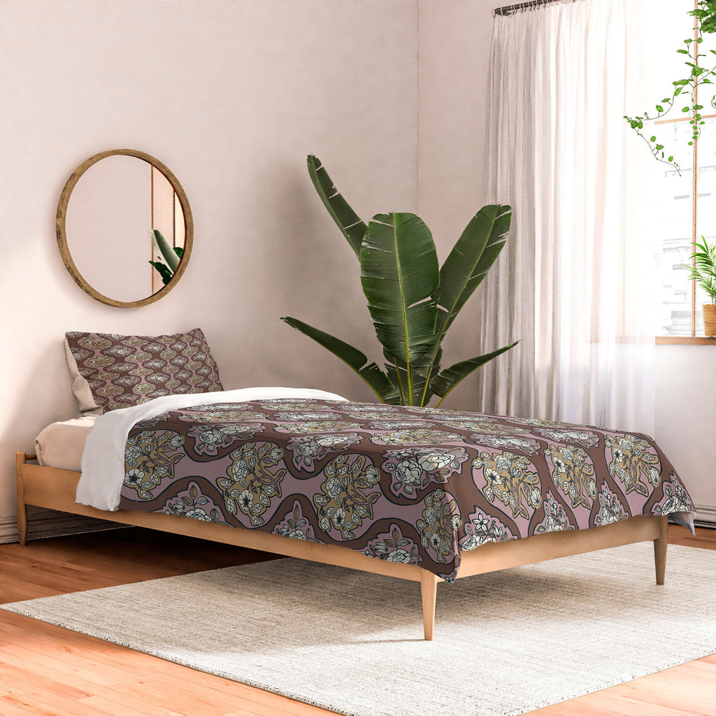 Marta Barragan Camarasa Classic Floral Arrangement Comforter