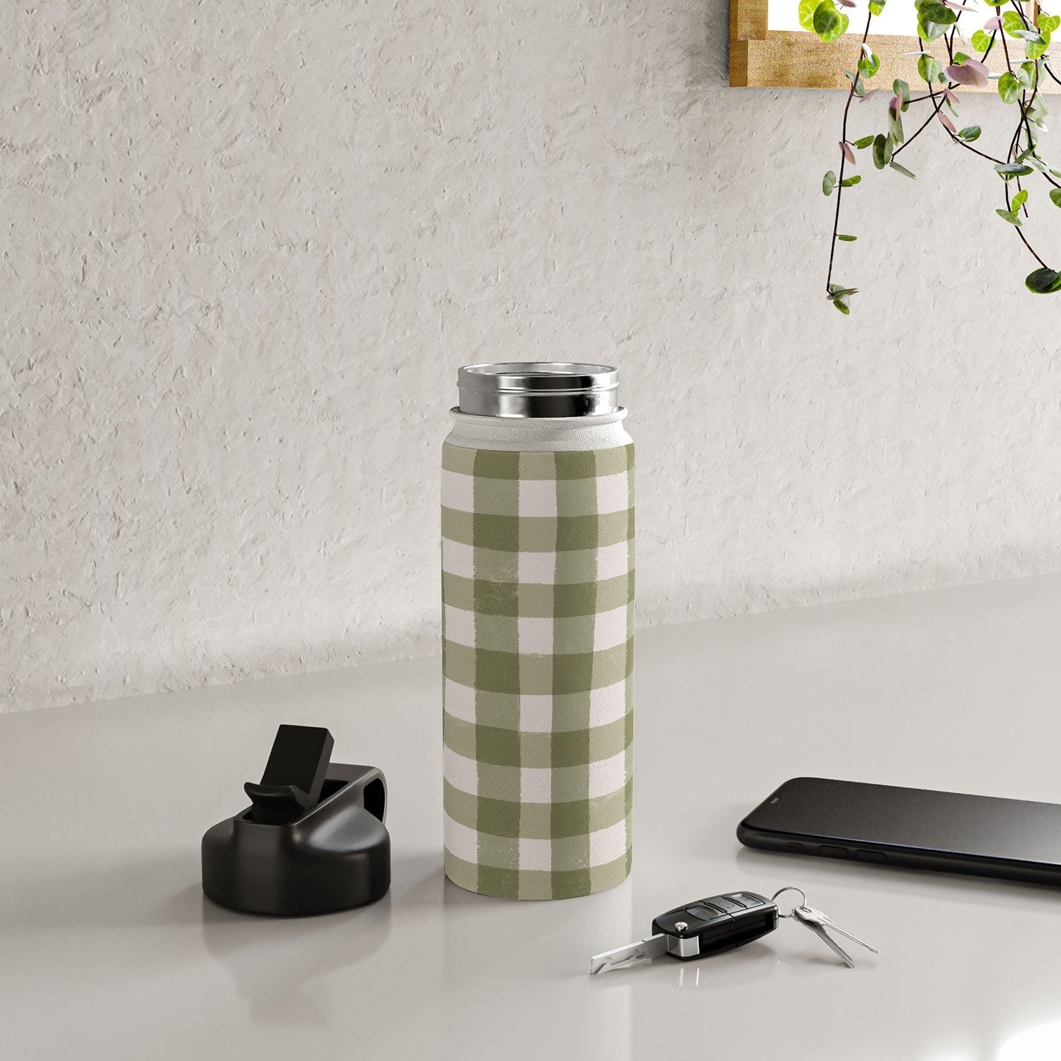 Menina Lisboa Rustic Green Plaid Water Bottle