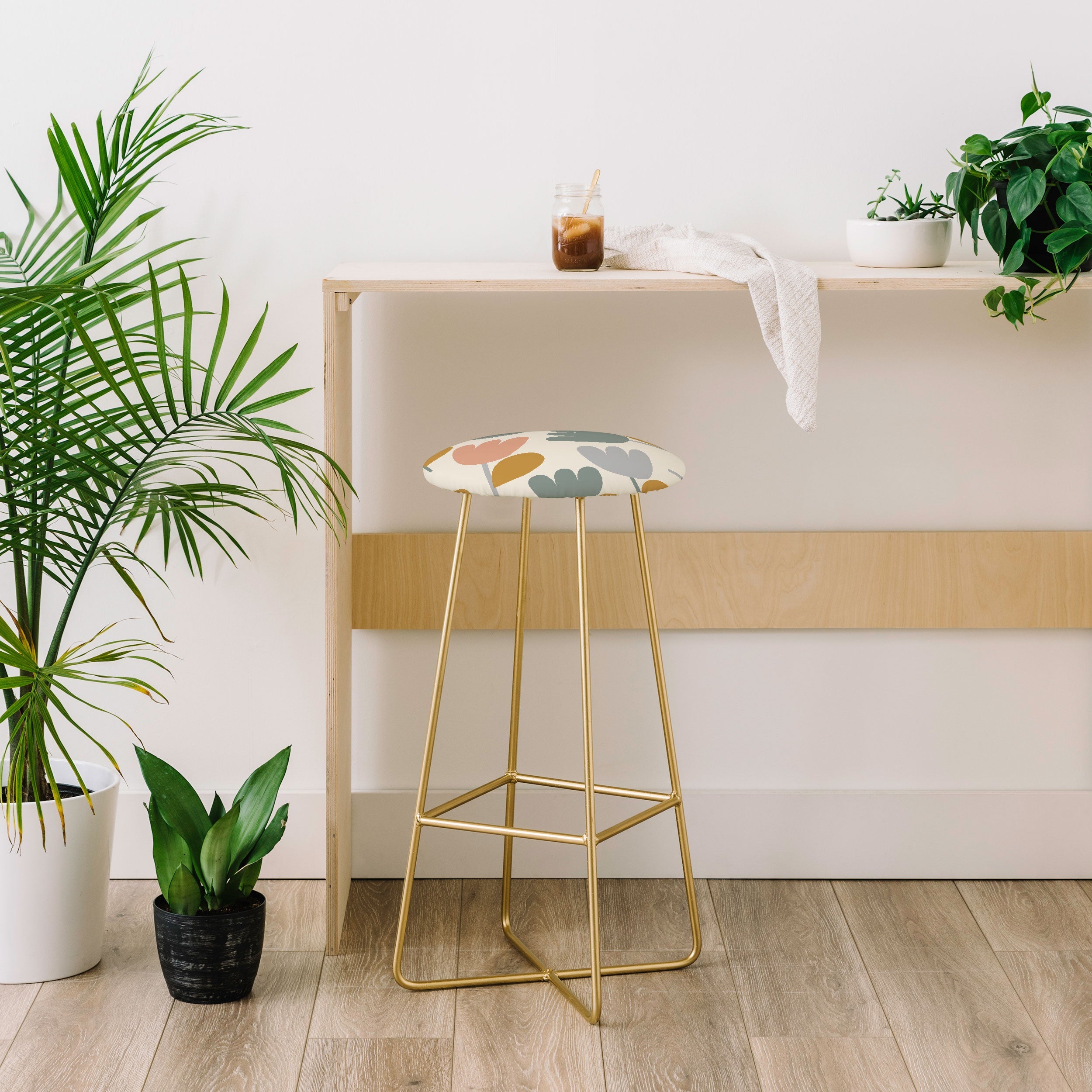 Menina Lisboa Pastel Spring Tulips Bar Stool