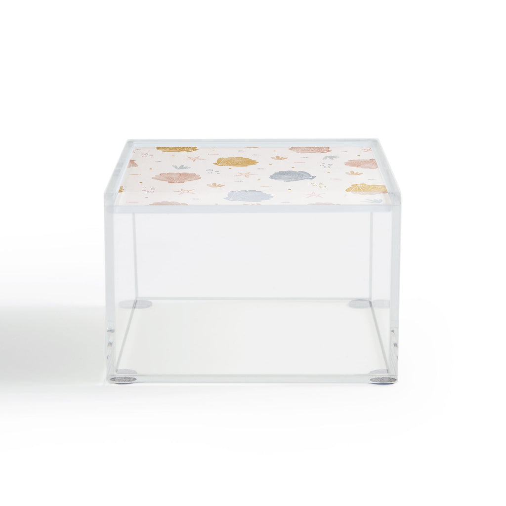 Menina Lisboa Shells and Starfish Acrylic Box