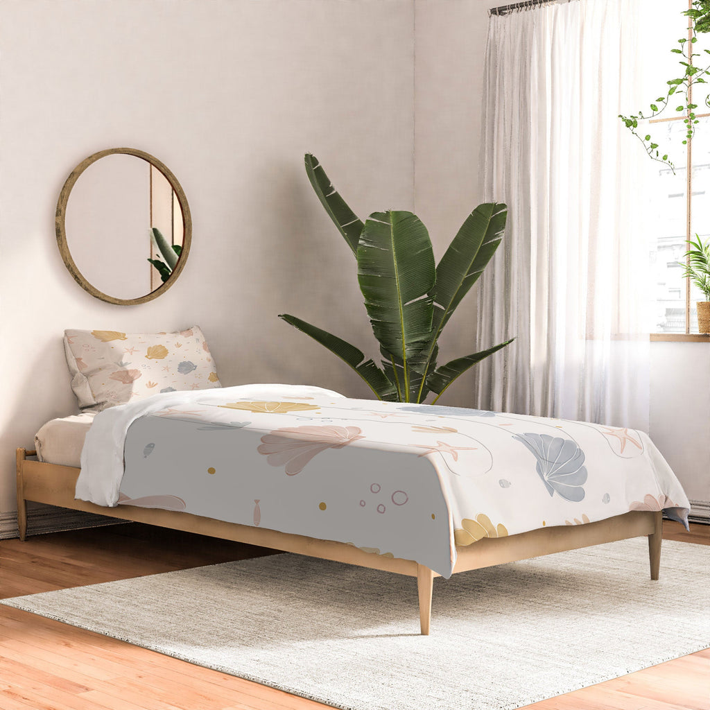 Menina Lisboa Shells and Starfish Comforter