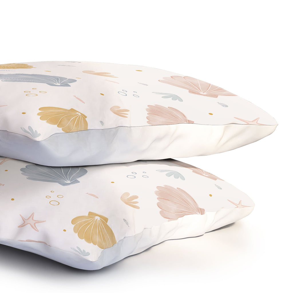 Menina Lisboa Shells and Starfish Pillow Shams