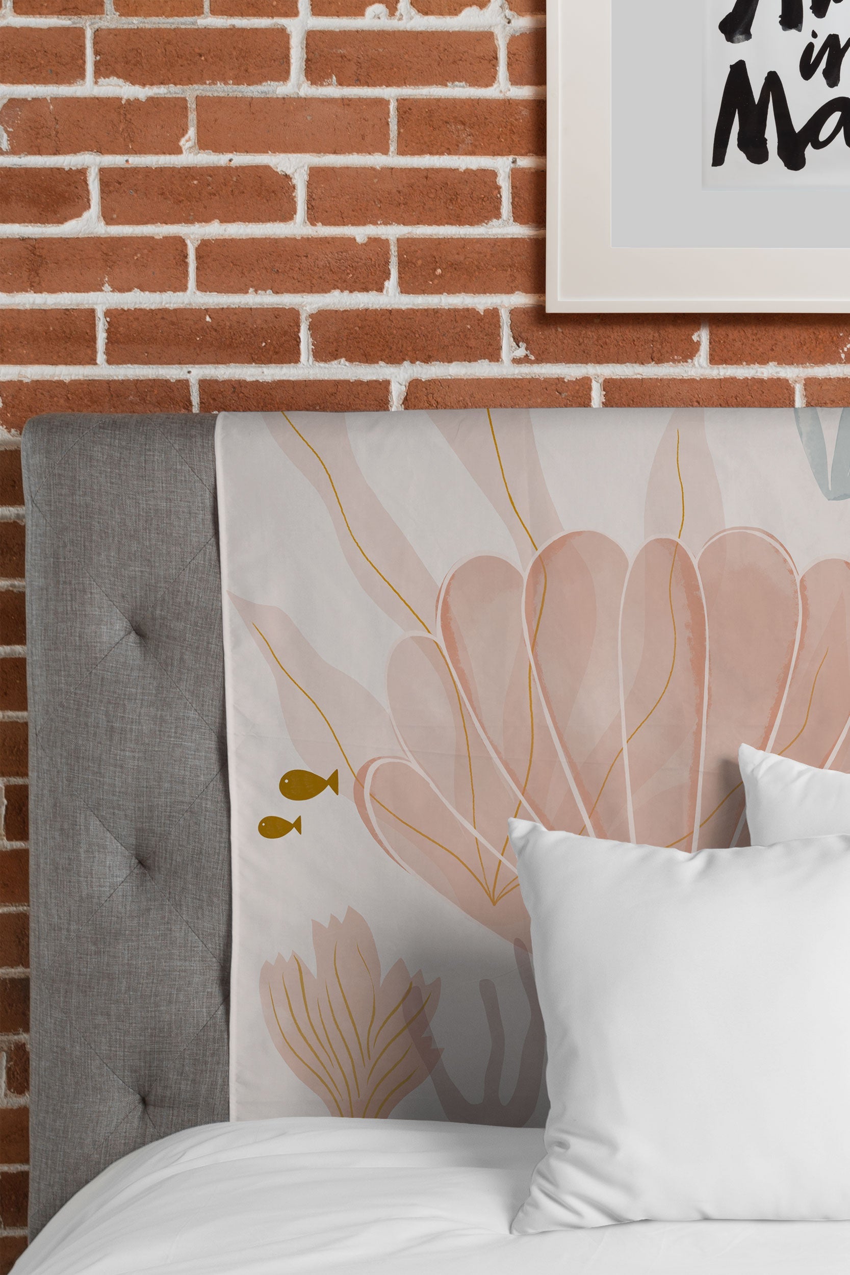 Menina Lisboa Shells and Starfish Tapestry