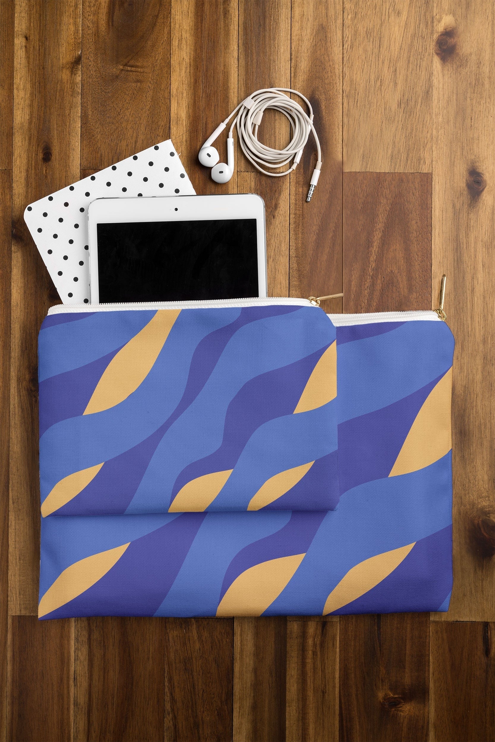 Camilla Foss Pebbles in Stream Pouch