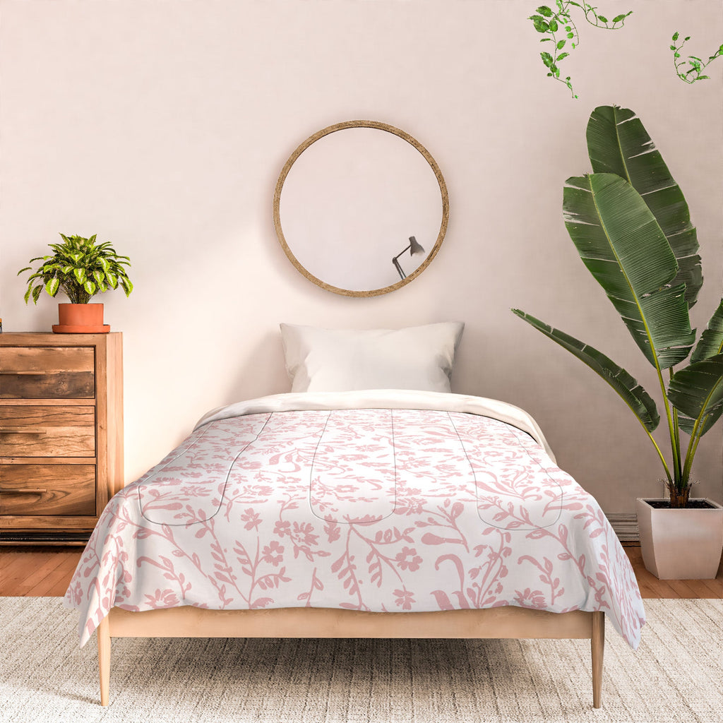 Mieken Petra Designs ditsytoilefloral pink Comforter
