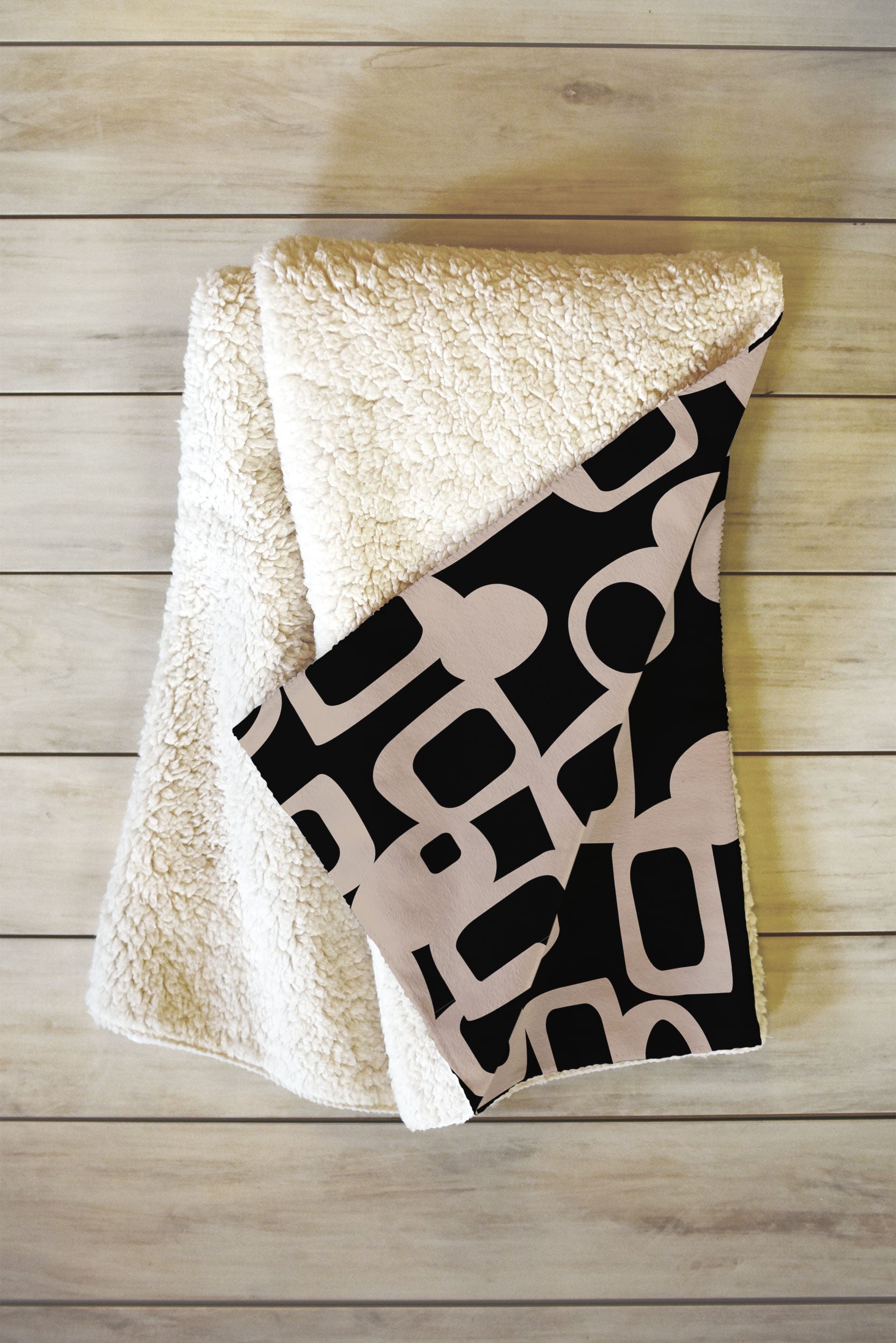 Mirimo Ariadne Fleece Throw Blanket