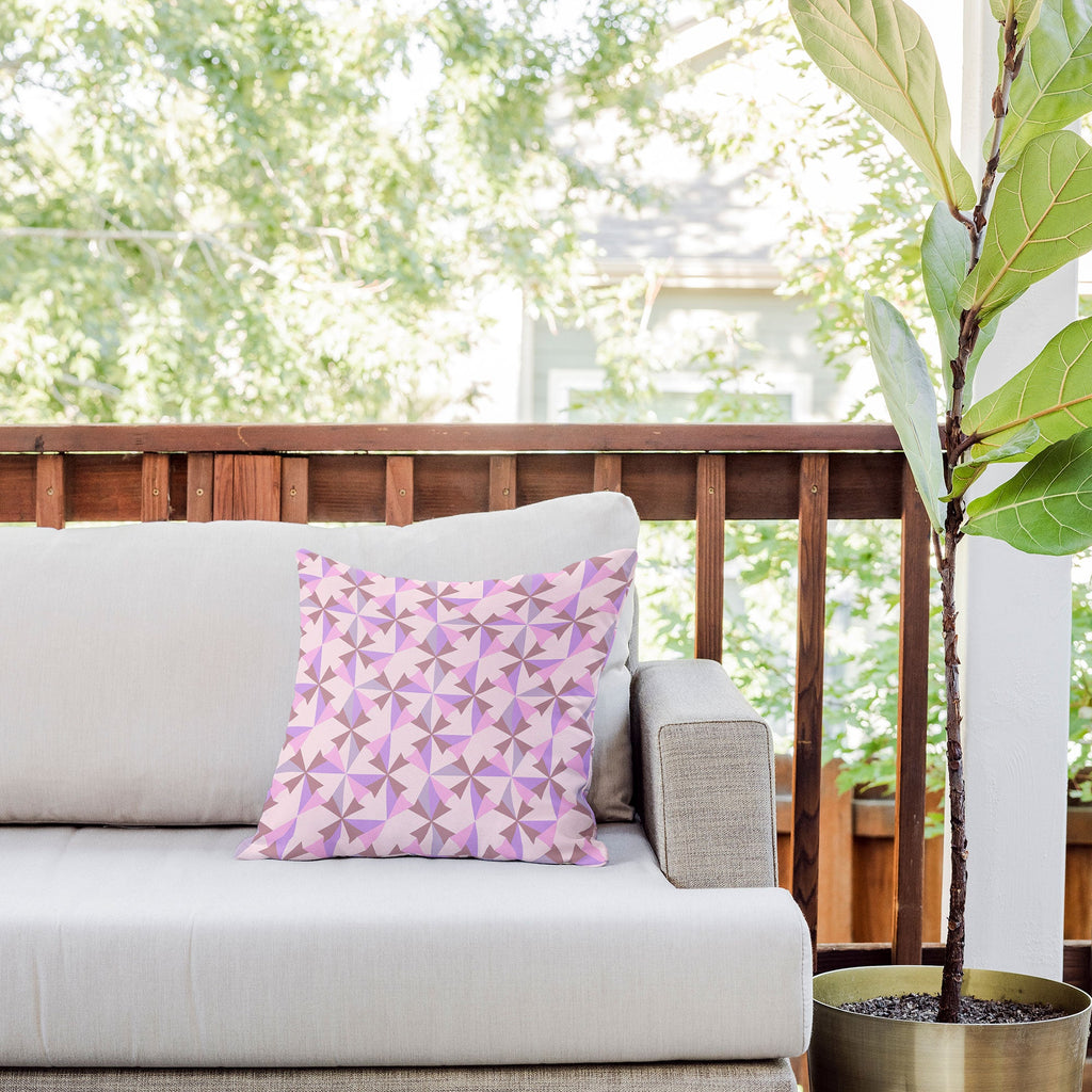 Mirimo Bosa Rosado Outdoor Throw Pillow