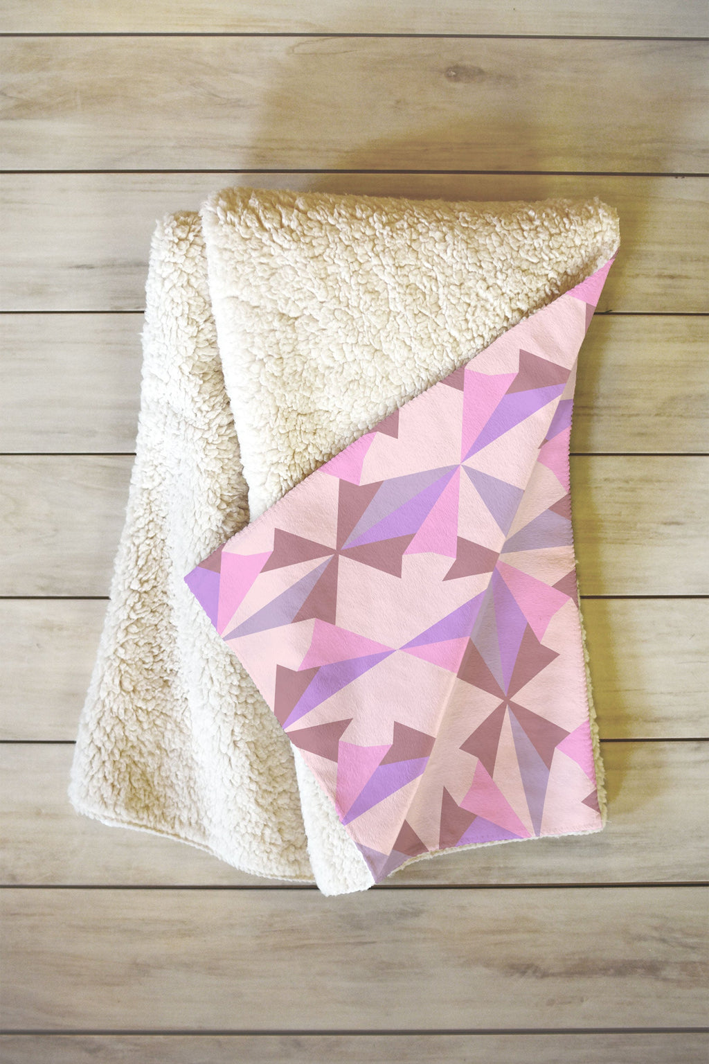 Mirimo Bosa Rosado Fleece Throw Blanket