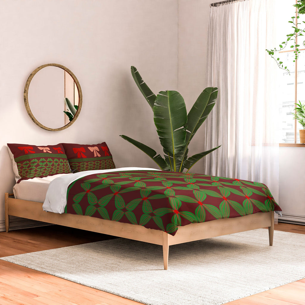 Mirimo Bows and Christmas Greens Comforter