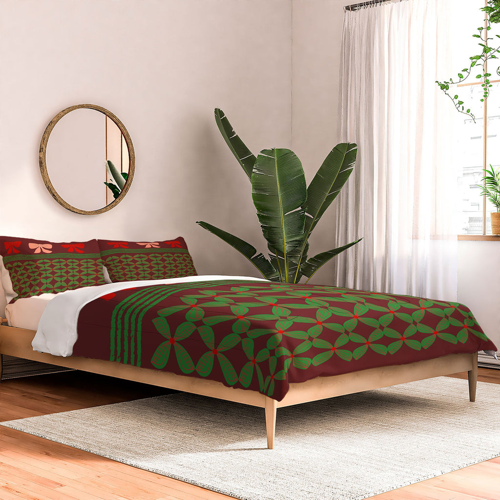 Mirimo Bows and Christmas Greens Comforter