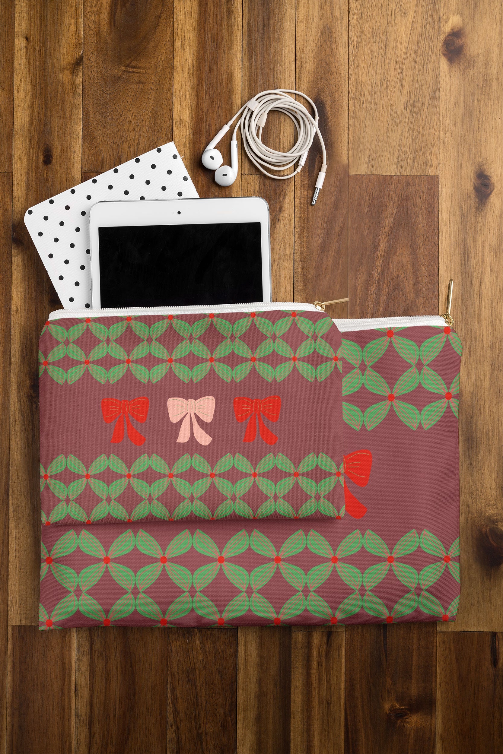 Mirimo Bows and Christmas Greens Pouch