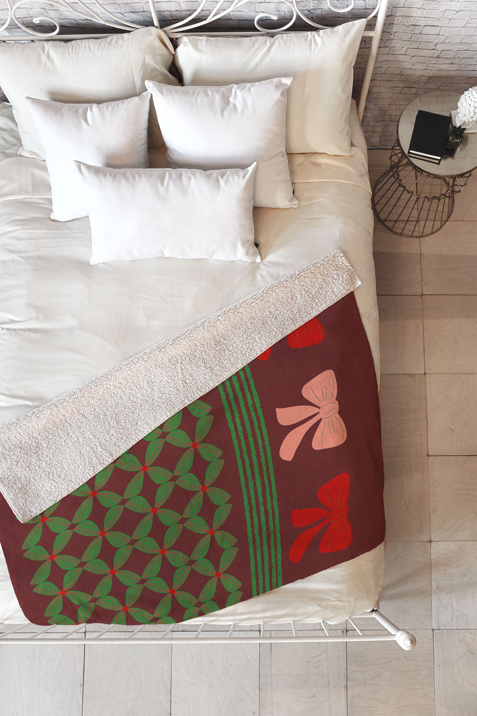Mirimo Bows and Christmas Greens Fleece Throw Blanket