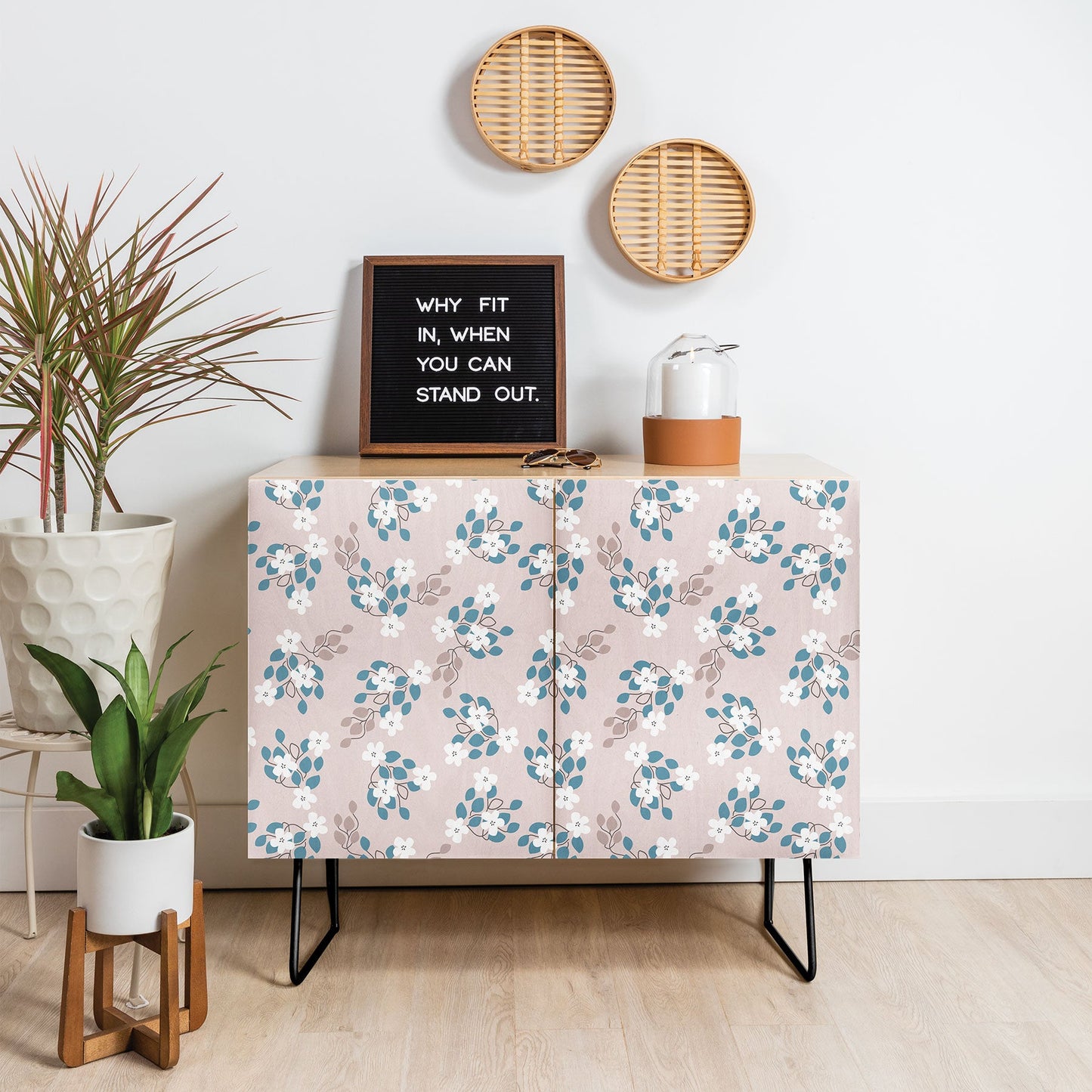 Mirimo Tiny White Flowers Credenza