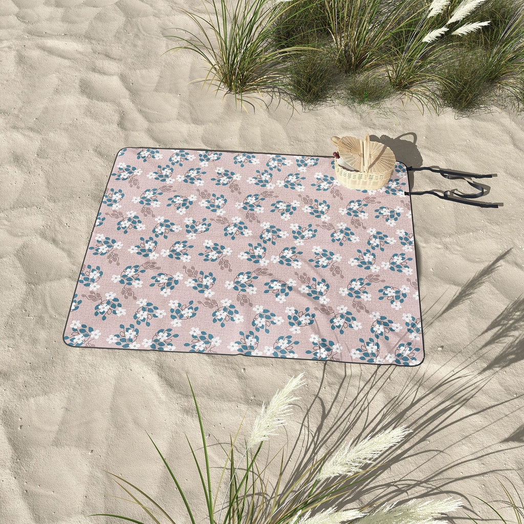 Mirimo Tiny White Flowers Picnic Blanket