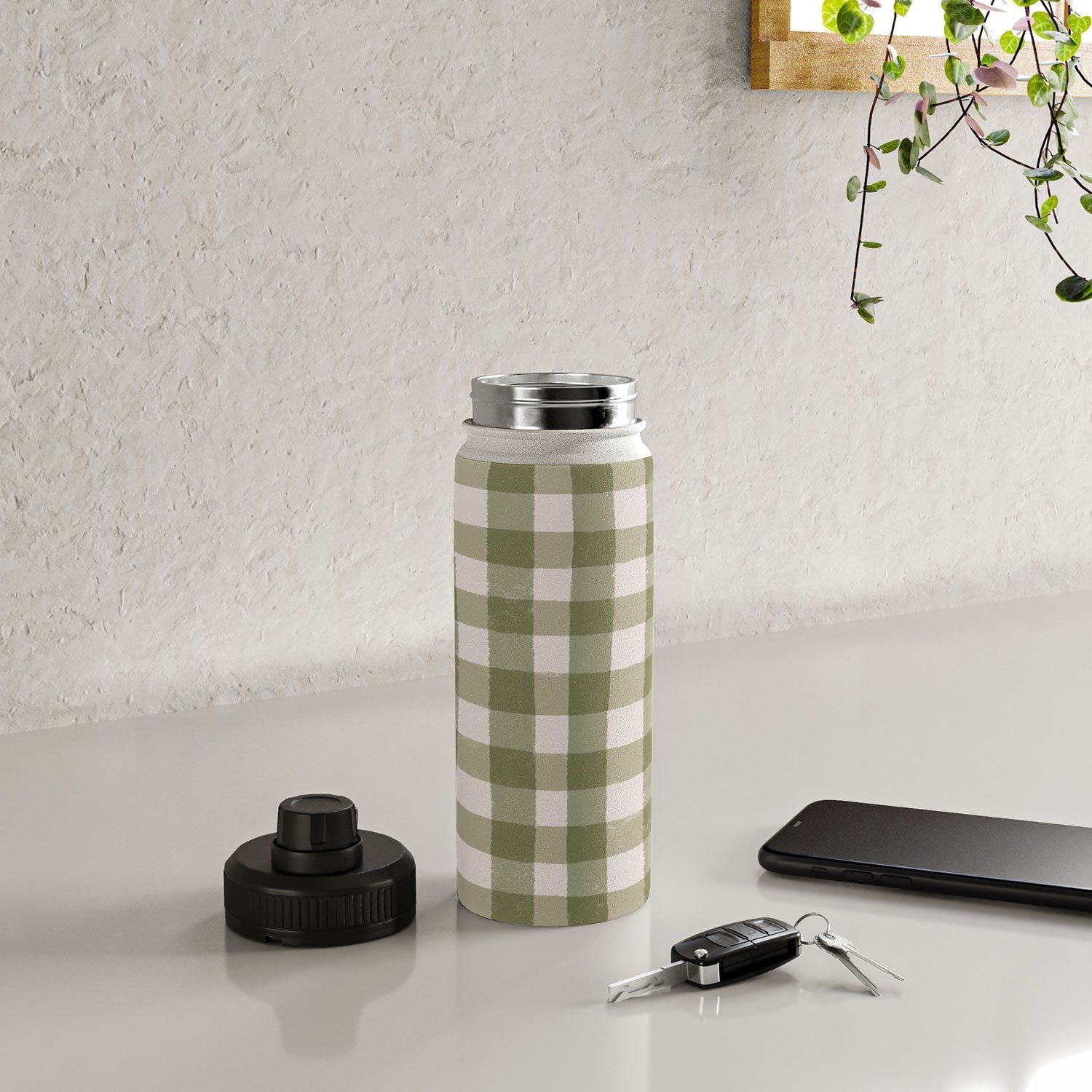 Menina Lisboa Rustic Green Plaid Water Bottle