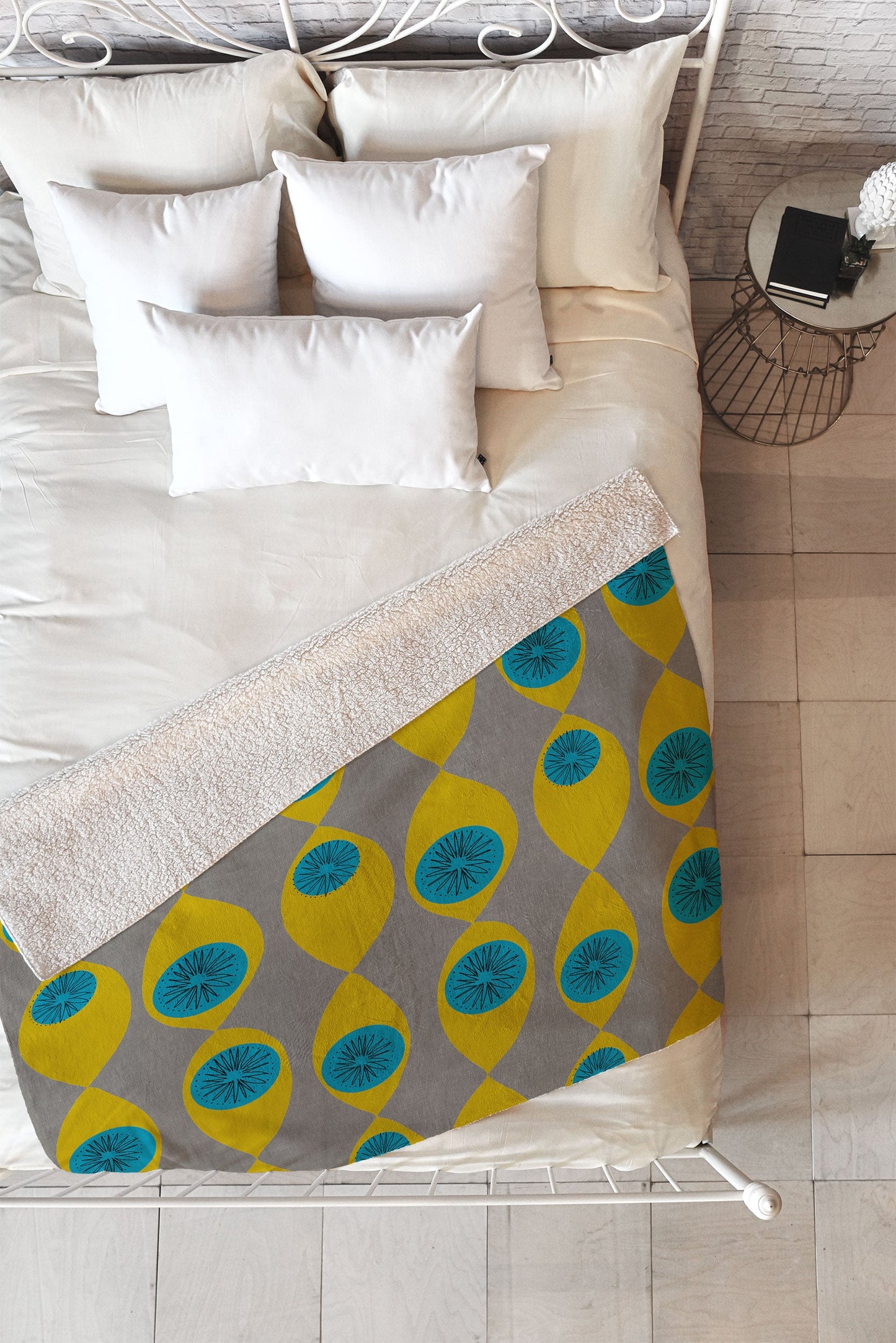 Mummysam Blue And Yellow Flower Fleece Throw Blanket
