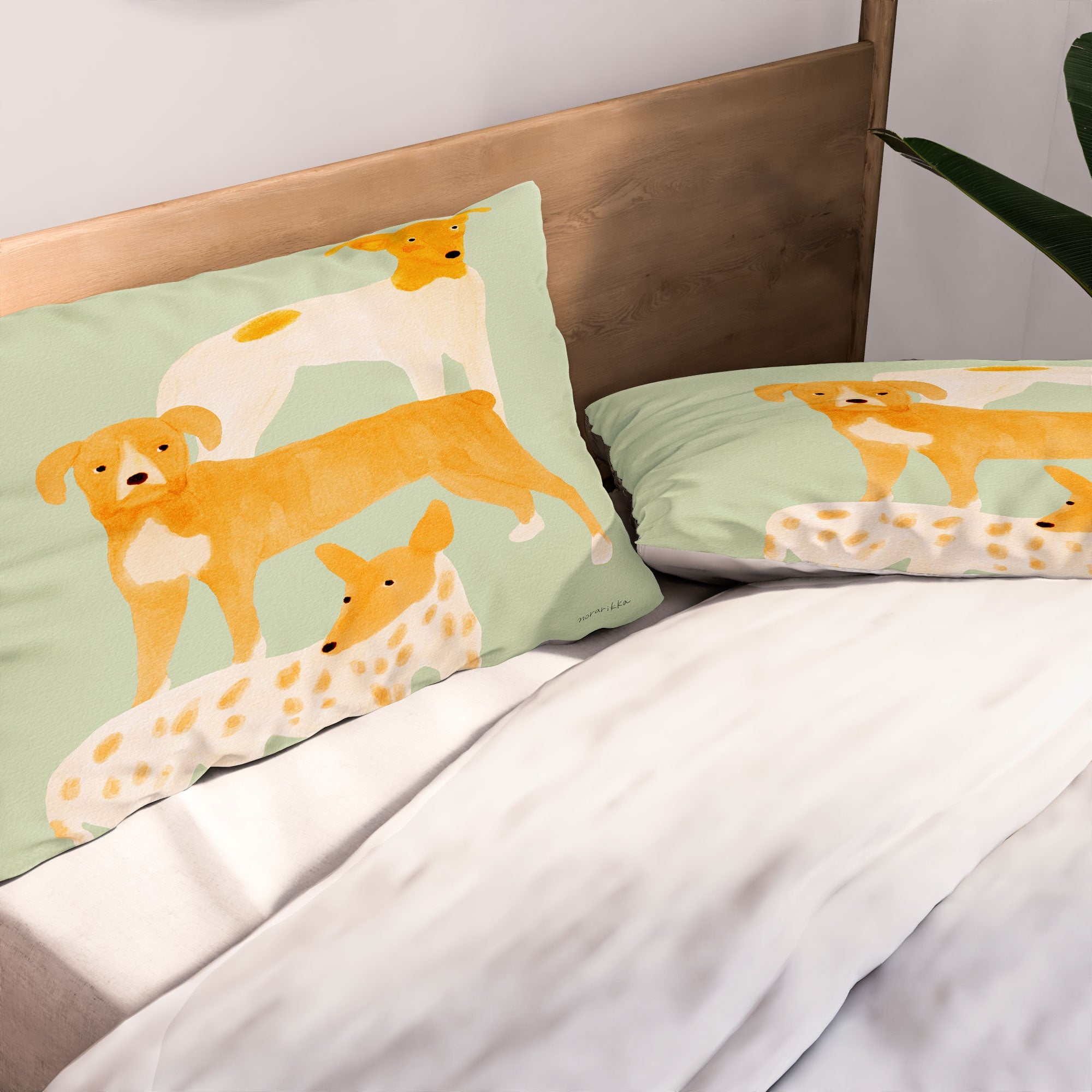 norarikka Three Dogs Lined Up Pillow Shams