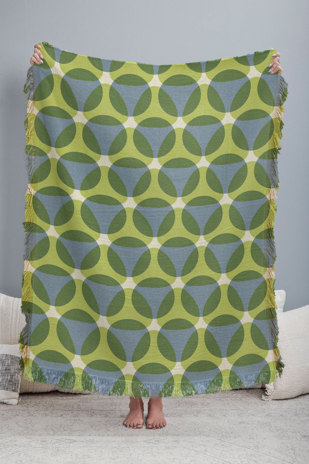 Marta Barragan Camarasa Stylish Retro Circle Throw Blanket