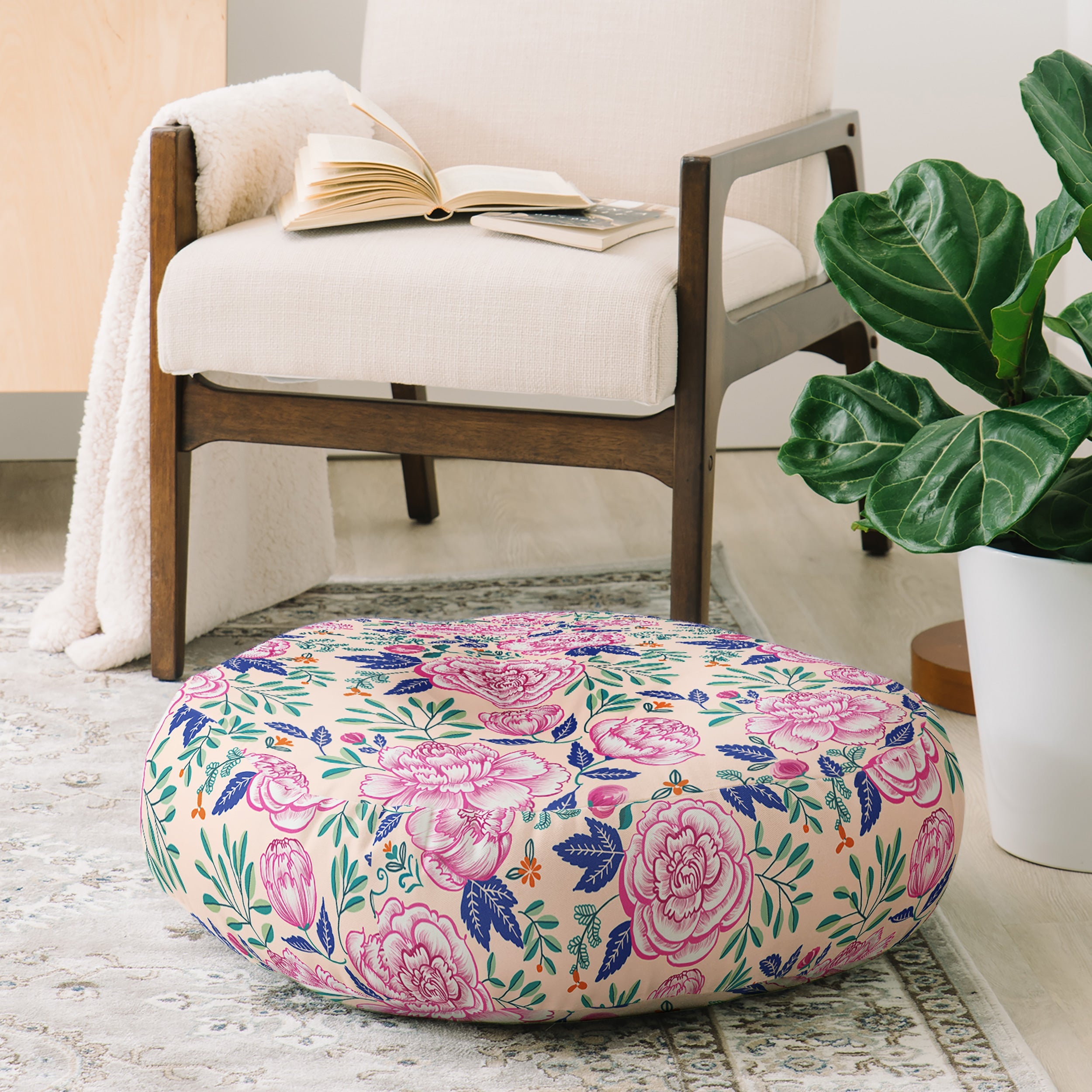 Pimlada Phuapradit Pink Peonies Pattern Floor Pillow Round