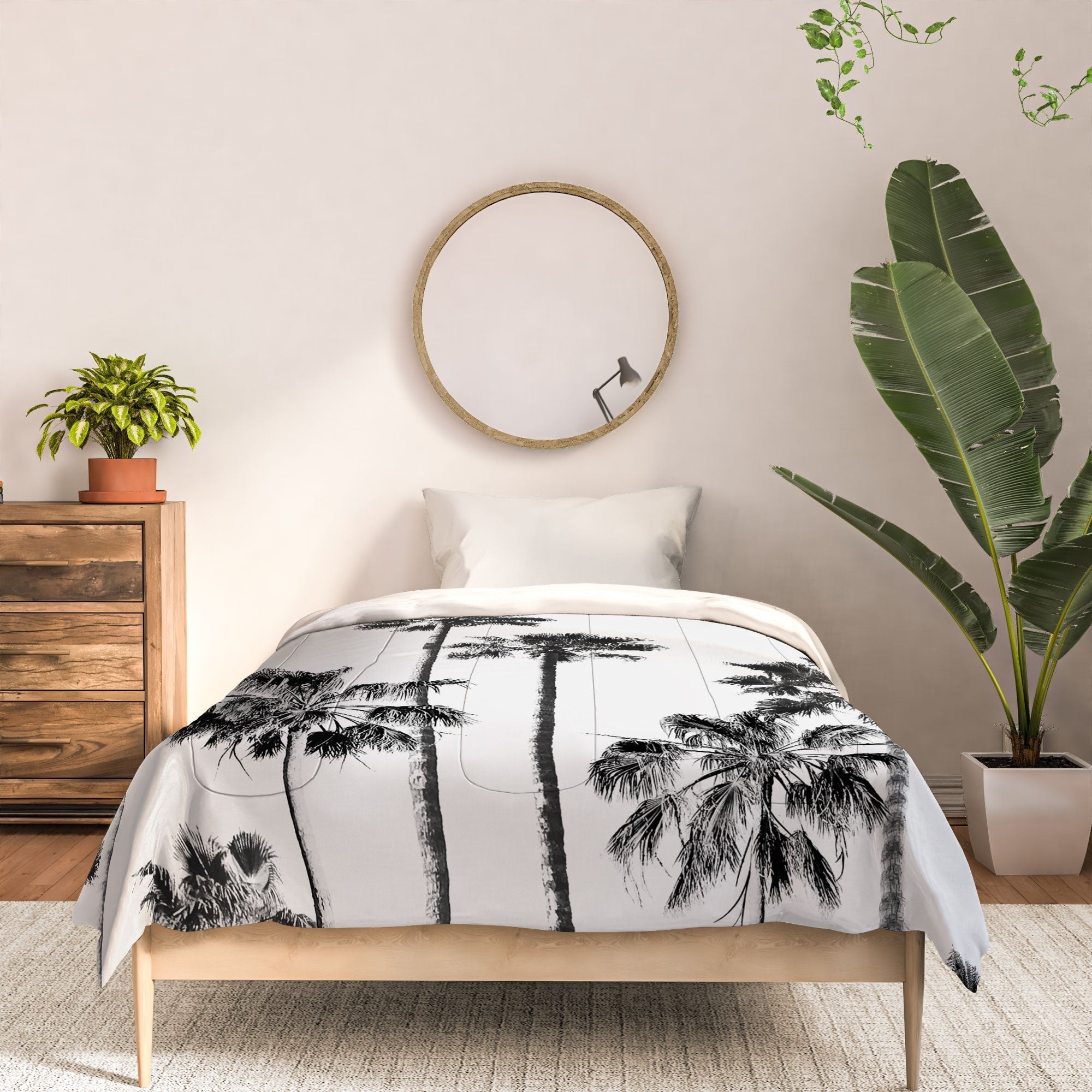 Gal Design Black And White Palms Comforter