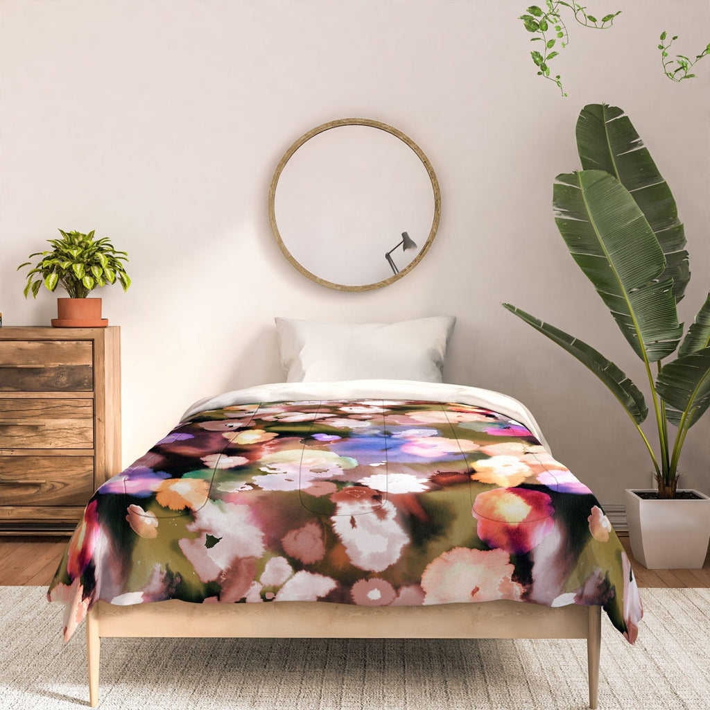 Ninola Design Botanic Retreat Ombre Abstract Watercolor Flowers Pink gold Comforter
