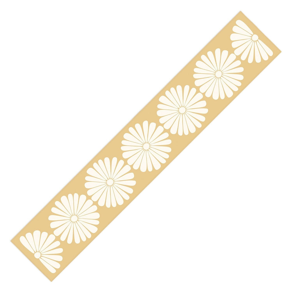 Colour Poems Retro Daisy XXIV Table Runner
