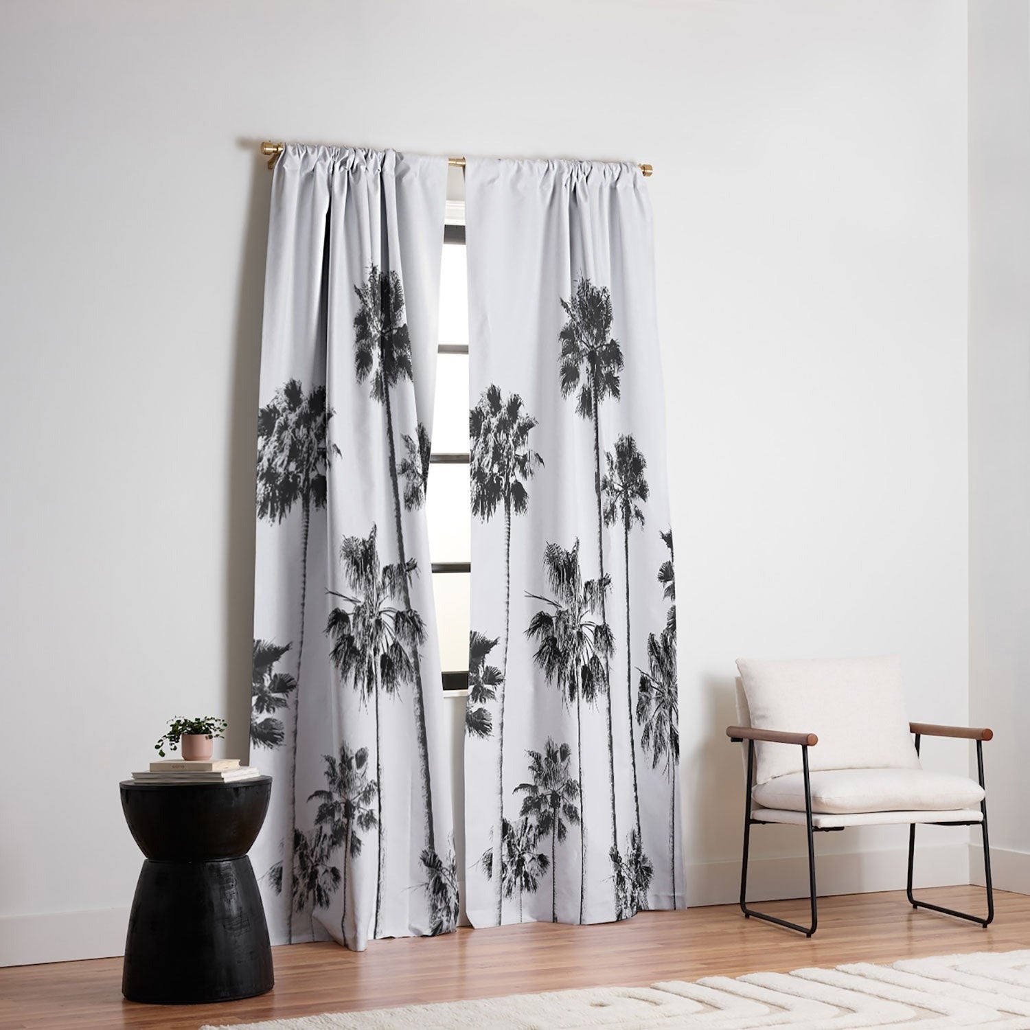 Gal Design Black And White Palms Blackout Non Repeat